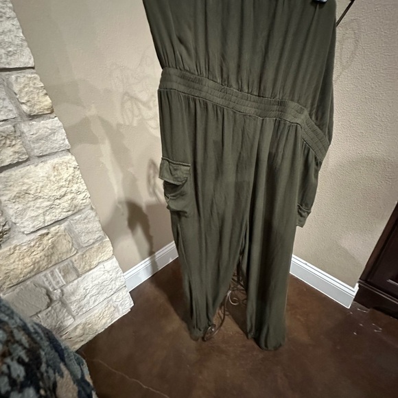 Women’s army green strapless romper - Picture 2 of 5